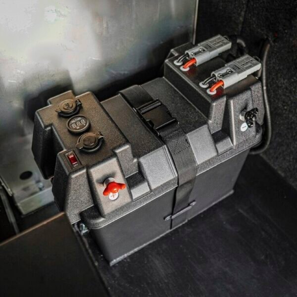 Dune 4WD Powered Battery Box with USB and 12 V Socket - Image 7