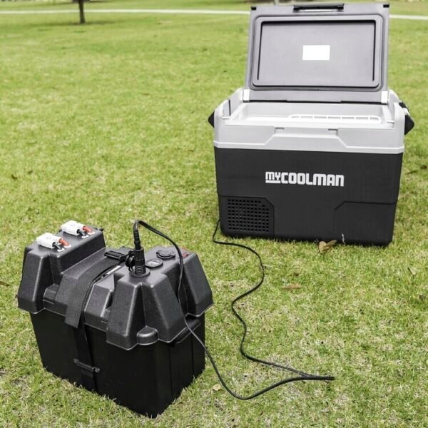 Dune 4WD Powered Battery Box with USB and 12 V Socket - Image 12